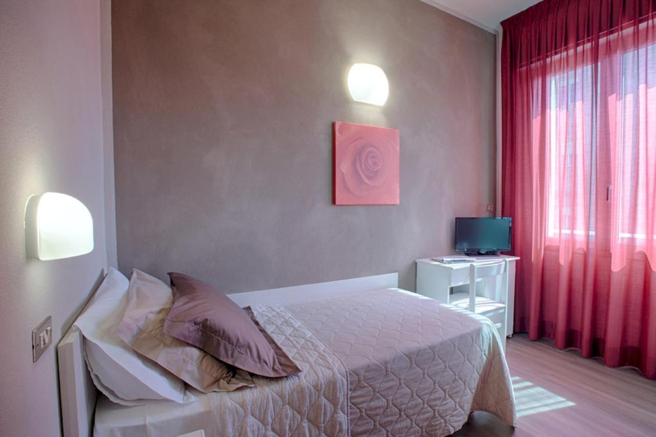 Hotel Columbia Bellaria-Igea Marina Room photo